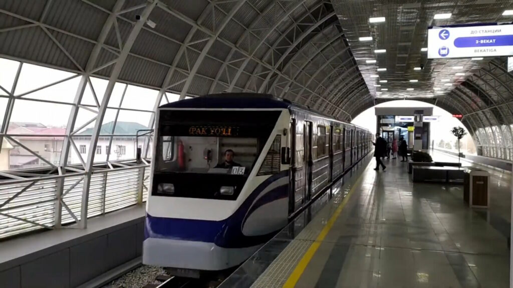 Yangihayot, Circle Line (Tashkent Metro)